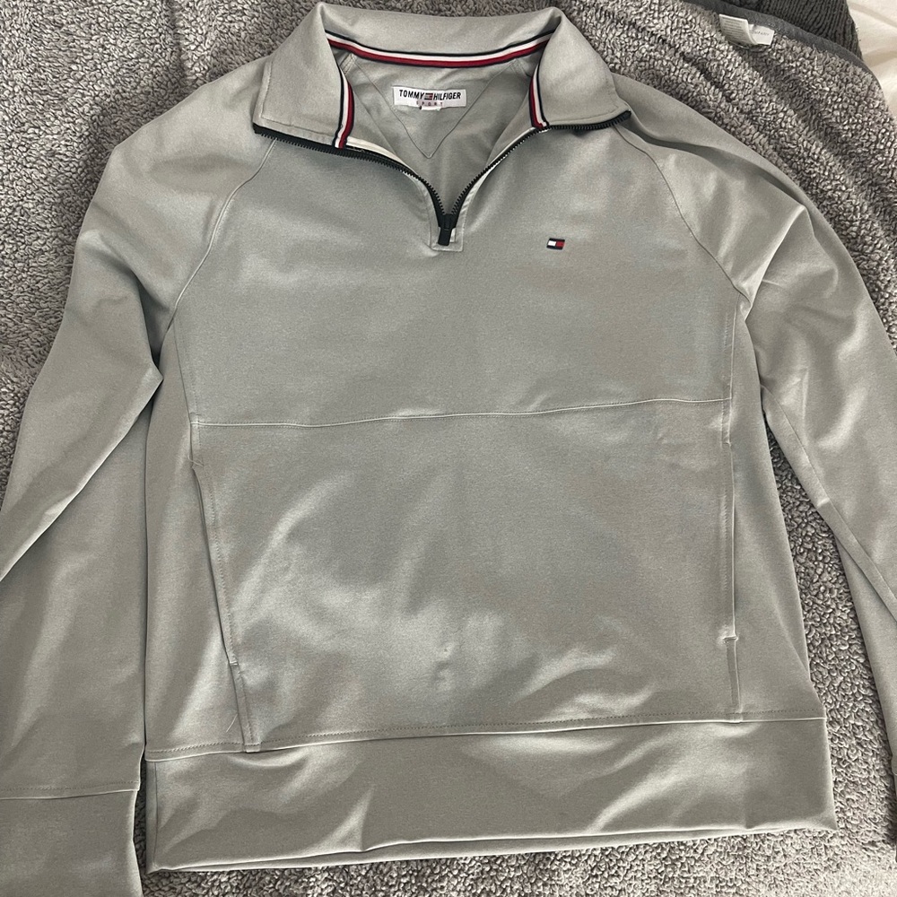 Tommy hilfiger sweater size XS